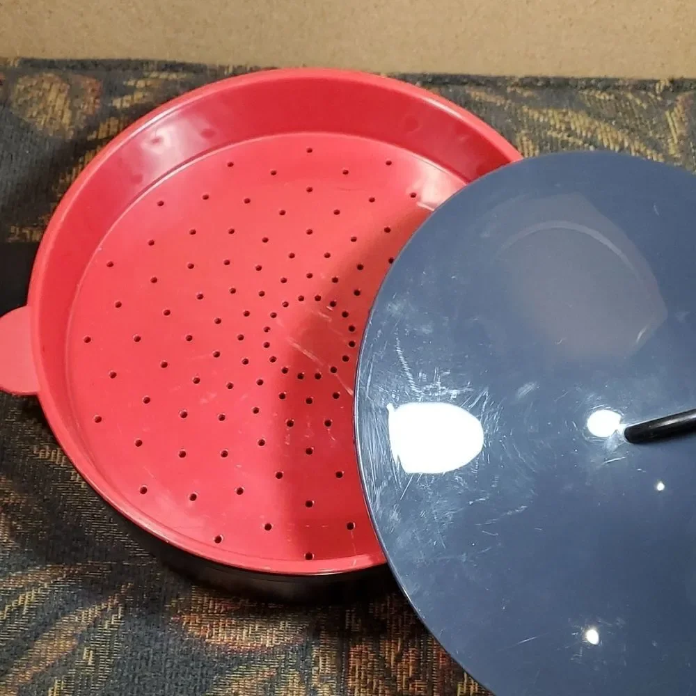 Tupperware vintage crystalwave